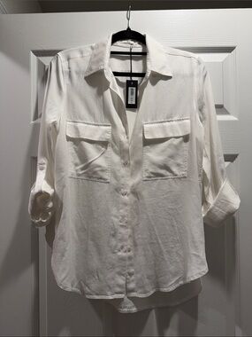 Aritzia Babaton Classic White Button-Up Shirt